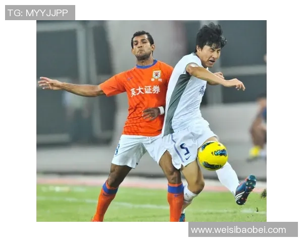 鲁能与泰达激战正酣现场直播全程回顾与精彩瞬间分析